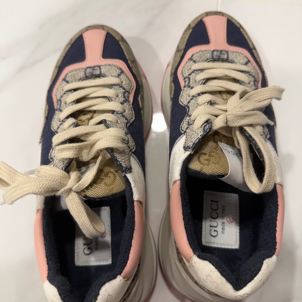 Gucci GG Rhyton Multicolor Sneaker - Picture 2 of 5